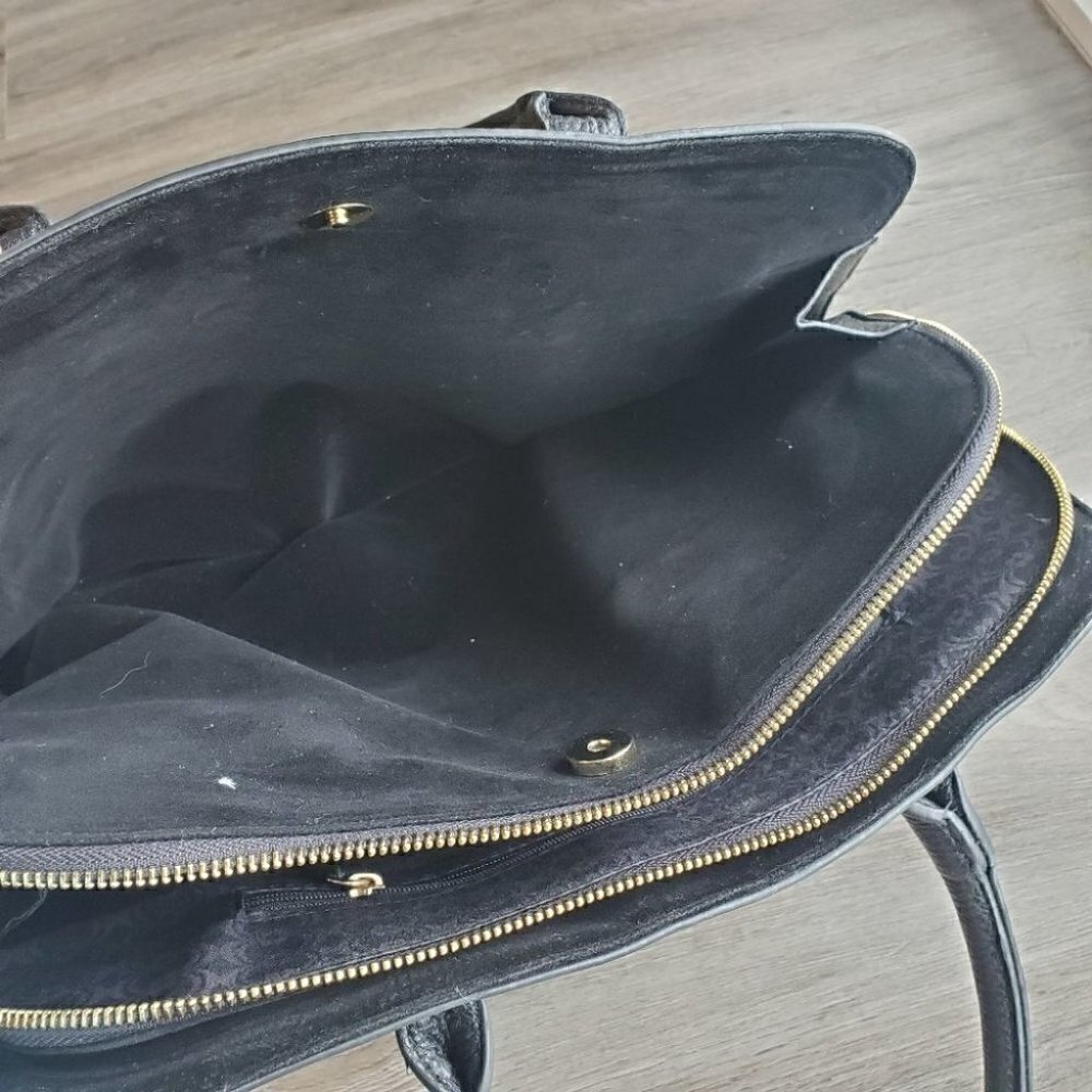 Purse - Picture 6 of 8